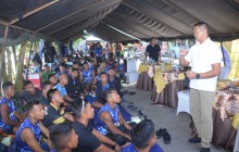 DERU KAYUHAN DAN SEMANGAT KEBERSAMAAN, KAS KORMAR BERIKAN MOTIVASI PESERTA LOMBA DRAGON BOAT PIALA P