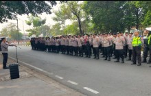 Polres Metro Jaktim Kerahkan 273 Personel Amankan Sidang Dokter Tifa di PN Jakarta Timur