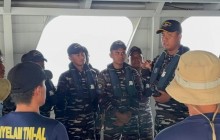 RESPONS CEPAT KECELAKAAN KAPAL, TNI AL KERAHKAN KRI BUNG HATTA-370 CARI ABK KM KHATULISTIWA 8