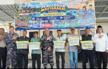 Kodaeral V Hadiri Aksi Pengabdian STTAL untuk Masyarakat Pesisir Sidoarjo