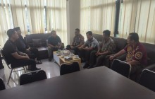 Polisi Bersama Masyarakat, Kapolsek Bekasi Barat Kunjungi Camat, Perkuat Sinergitas 3 Pilar