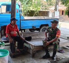 Babinsa Jogosetran Sambangi Warga, Wujud Kedekatan TNI dengan Masyarakat