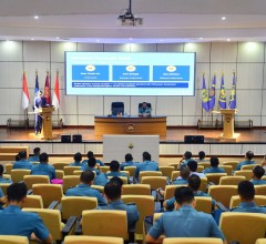 MENJAGA LAUT DAN MENGAWAL KEDAULATAN, PASIS DIKREG SESKOAL ANGKATAN KE-65 TA 2026 IKUTI KULIAH UMUM 