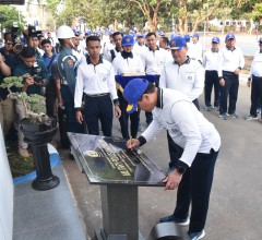 DARI KEBUGARAN MENUJU KEBERSAMAAN, WADAN KODAERAL III IKUTI OLAHRAGA BERSAMA DAN PERESMIAN BLUE BERE