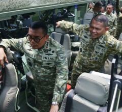 PANGKORMAR TINJAU AAV M-35, PERKUAT KESIAPAN KEKUATAN AMFIBI KORPS MARINIR