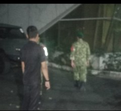 Patroli Gabungan Koramil 03/Ps.Rebo-Ciracas dan Komduk Perkuat Keamanan Wilayah Pasar Rebo