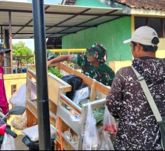 Pedagang Sayur Keliling Ikut Rasakan Berkah TMMD Reguler ke-128 Kodim Sragen