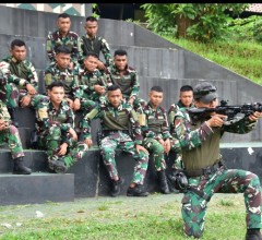 MENUJU RIMPAC 2026, MARINIR TEMPA PRAJURIT TERBAIK DENGAN UJI TEMBAK PRESISI