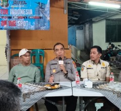 Kapolsek Pulogadung Gelar Jaga Jakarta On The Spot, Warga Jatinegara Kaum Diajak Perkuat Keamanan Li