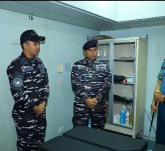 DUKUNG PENANGGULANGAN GEMPA NTT, TNI AL KERAHKAN KRI DR. SOEHARSO-990 MEMBAWA BANTUAN KEMANUSIAAN