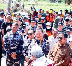 KAS KORMAR DAMPINGI WAKASAL DALAM GROUND BREAKING JEMBATAN LEUWIDINGDING SUKABUMI