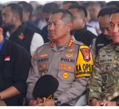 Kapolres Metro Bekasi Dampingi Kapolri dan Kapolda Metro Jaya Hadiri Apel Akbar FSPMI