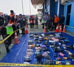 Sinergi TNI AL dan Basarnas, Lanal Banjarmasin Kawal dan Serahkan Barang Bukti KM Virgo Transport 8