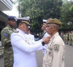 DANDENMA SESKOAL PIMPIN UPACARA KENAIKAN PANGKAT PERSONEL BINTARA, TAMTAMA DAN PNS SESKOAL
