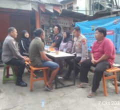 Jaga Jakarta On The Spot, Polsek Cakung Ajak Warga Penggilingan Aktifkan Siskamling
