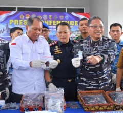 GAGALKAN PEREDARAN NARKOTIKA, TNI AL AMANKAN RIBUAN CARTRIDGE LIQUID VAPE TERINDIKASI KOKAIN DI LAMP