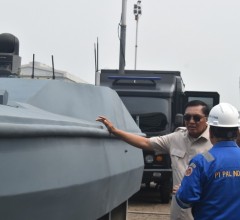 KODAERAL V DUKUNG PERCEPATAN PROYEK STRATEGIS ALUTSISTA DI PT PAL INDONESIA
