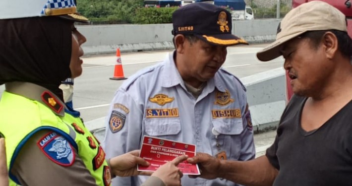 Tingkatkan Kesadaran Keselamatan Di Jalan Tol, Induk Tol PJR BSD Tertibkan Kendaraan Over Load 