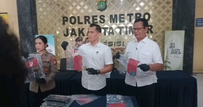Penjahat Kambuhan Ganjal ATM Digulung Satreskrim Polres Jakarta Timur.