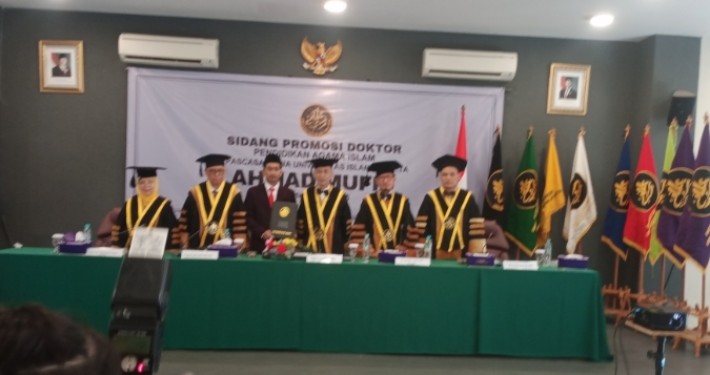 Pertahan Desertasi, Ahmad Mufid Sukses Raih Gelar Doktor Pendidikan Agama Islam dari UID