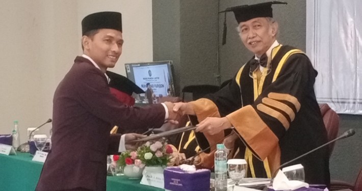 Kembangkan Model Pembelajaran Shalat di Sekolah Alam, Muhammad Furqon Raih Gelar Doktor PAI